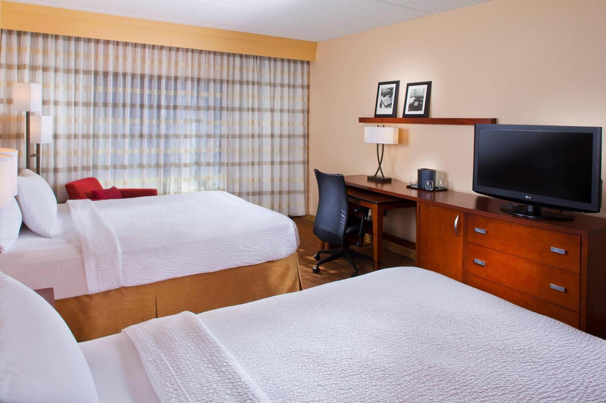 Courtyard By Marriott Tallahassee Downtown/Capital Exterior photo